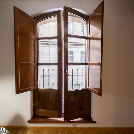 Estudio En La Calle Mas Bonita De Саламанка Экстерьер фото